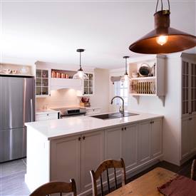 Rénovation de cuisine en polyester, maison a Mont-St-Hilaire - Créations-folie-bois